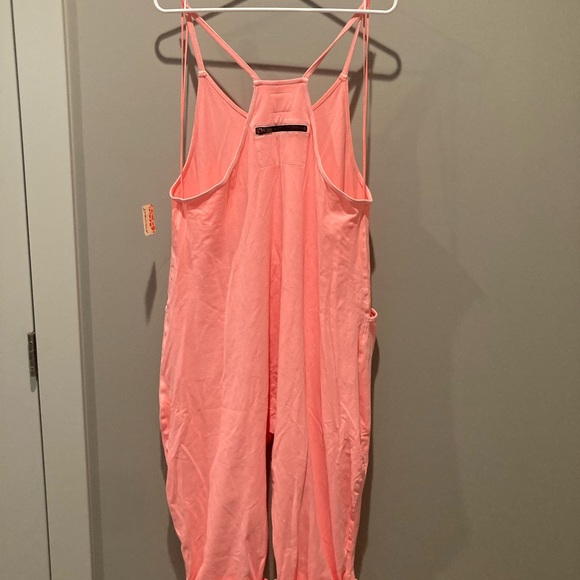 NWT FREE PEOPLE Movement Hot Shot Onesie in Guava Juice - Picture 7 of 8